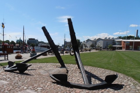 photo on Udevallas anchors from the 1600s